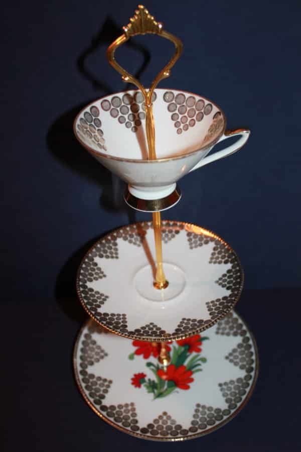 #097 Etagere Sammelgedeck