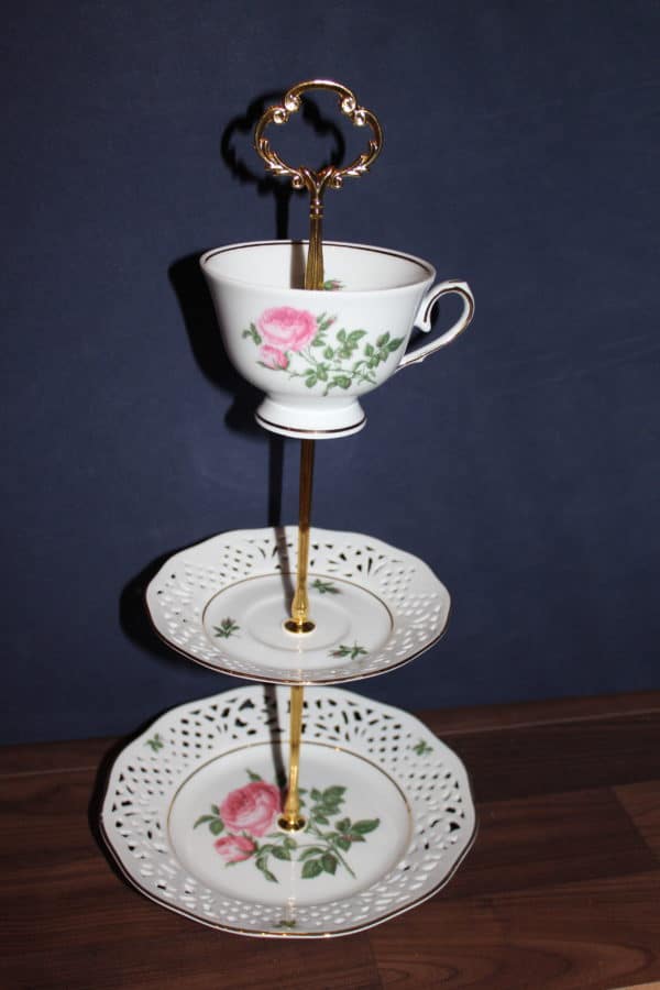 #500 Etagere Sammelgedeck