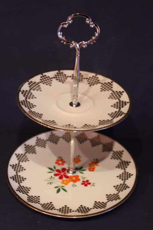 #527 Etagere Sammelgedeck