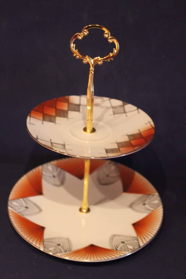 #528 Etagere Sammelgedeck