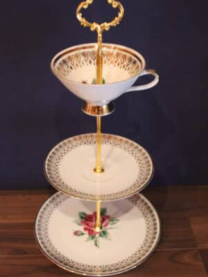 014 Etagere Sammelgedeck